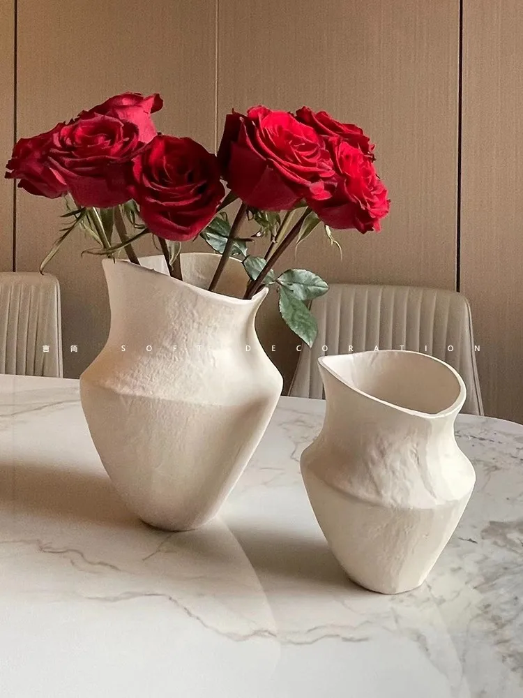 

Modern Light luxury Ceramic Small Vase Living Room Desktop High level Sense Artistic Creativity Flower Vase Decoration ornaments