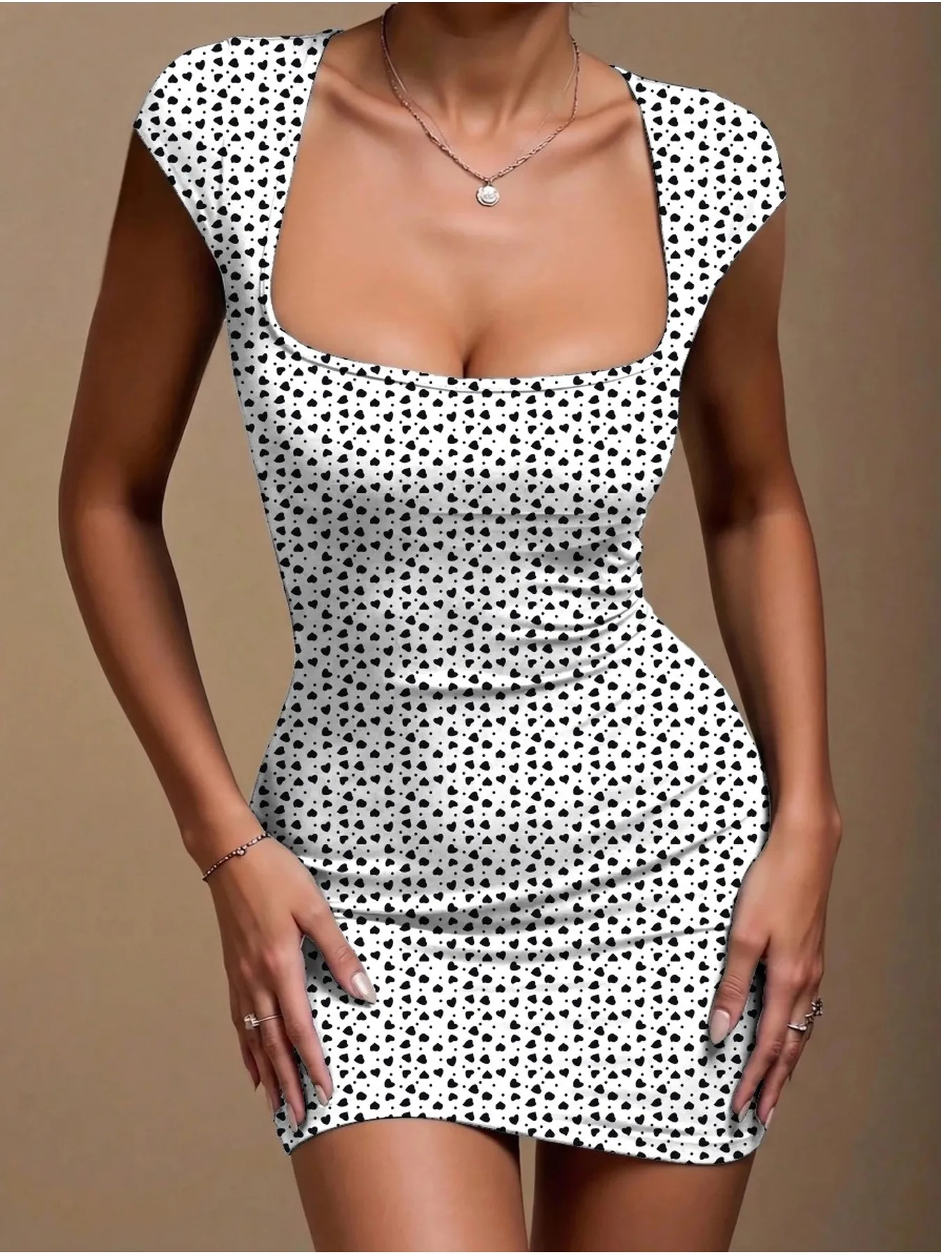 Women's Casual and Elegant Square Neck Heart-Shaped Polka Dot Printed Short-Sleeved Waist Cinching Mini Skirt Long Dress