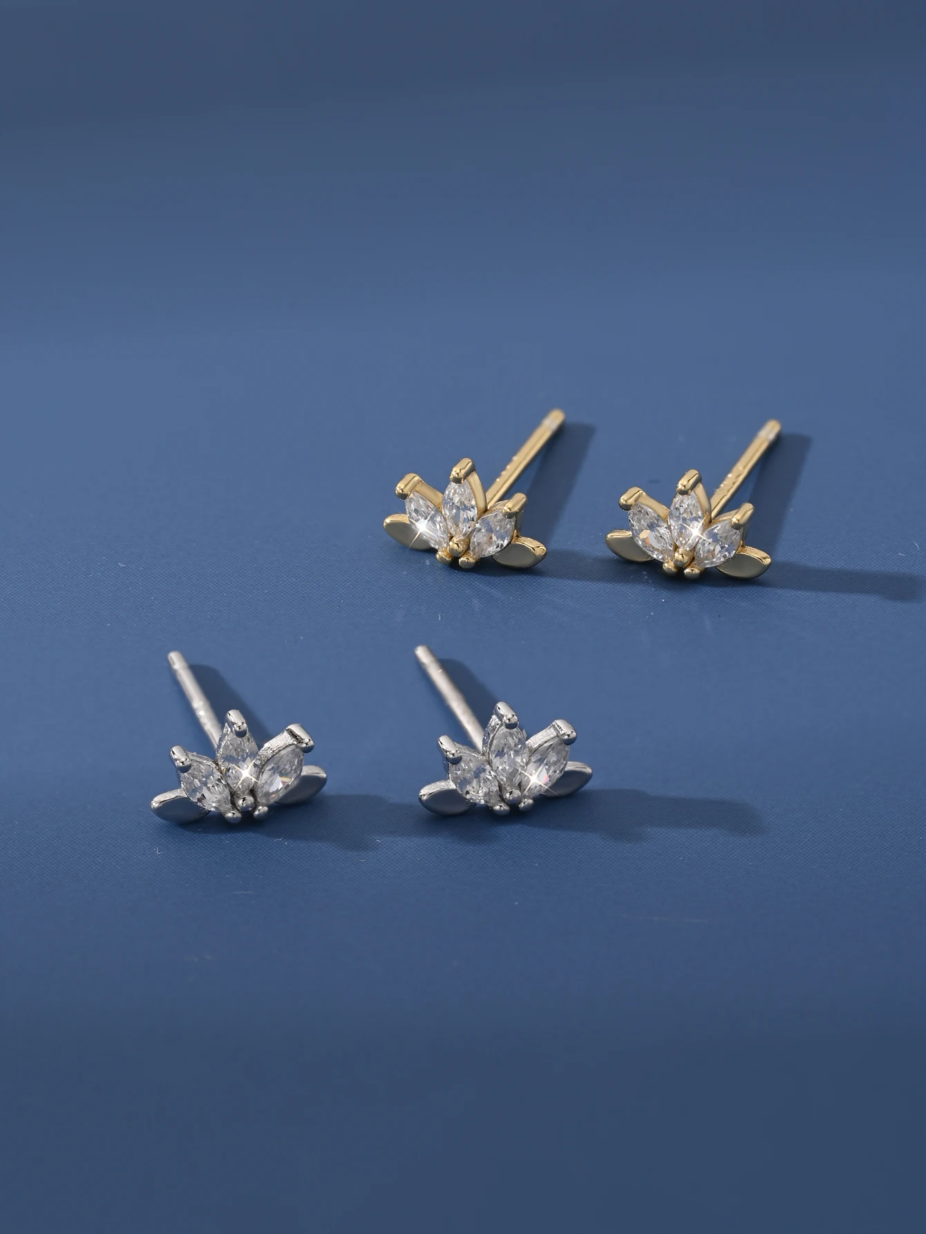 925 Sterling Silver Lotus Earrings - Zircon Inlaid, Noble Versatile Temperament, Purity Blessing Luxury Holiday Birthday Gift