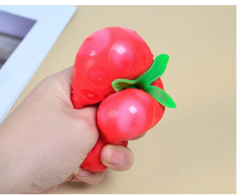 Weiche Erdbeer-Frucht-Squishy-Spielzeuge – Langsam aufsteigendes Stressabbau-Spielzeug für Erwachsene, Quetsch-Anti-Angst-Sensorik-Fidget-Spielzeug – Detail 2