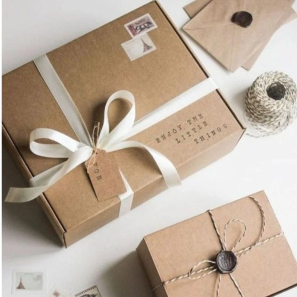 

Original Color Rectangular Gift Box Birthday Gift Holiday Gift Packaging Box 3-layer Corrugated Paper Storage Cardboard Box