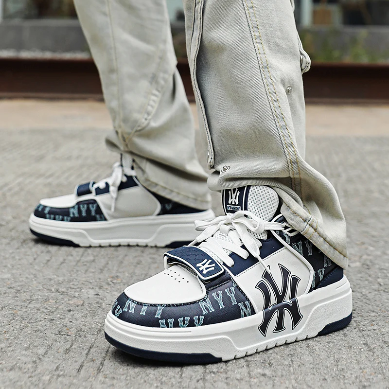 Par de zapatos para hombres y mujeres, zapatos para estudiantes de caña media para presbicia, zapatos casuales retro para parejas, zapatillas deportivas