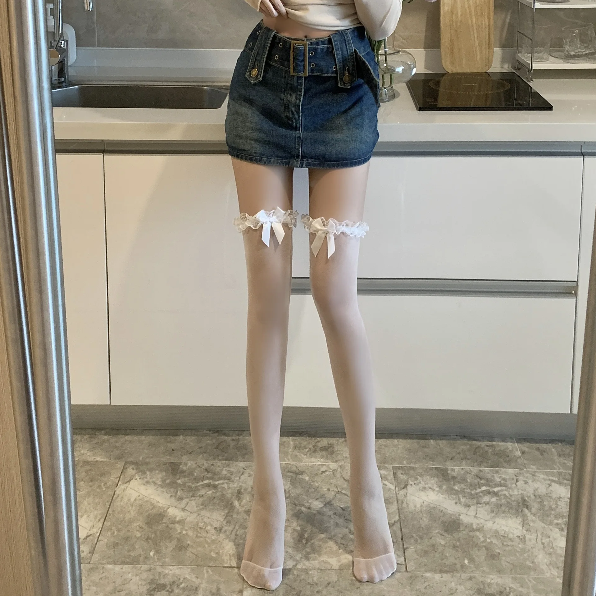 جوارب شبكية مثيرة على الطراز الياباني للنساء ، حمالة دانتيل بعقدة مقوسة ، جوارب عالية للركبة ، فخذ شبكي ، جوارب طويلة للفتيات