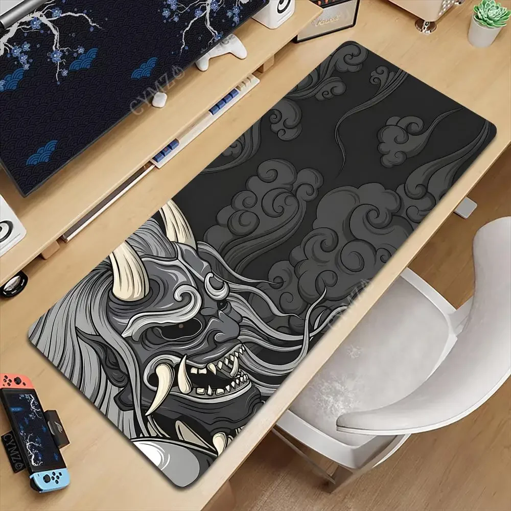 Japanisches Geister-Samurai-Gaming-Mauspad, Schreibtischunterlage, Gummi, rutschfest, langlebiges Schreibtischzubehör, Tastatur-Desktop-Pads, Mauspad-Teppich