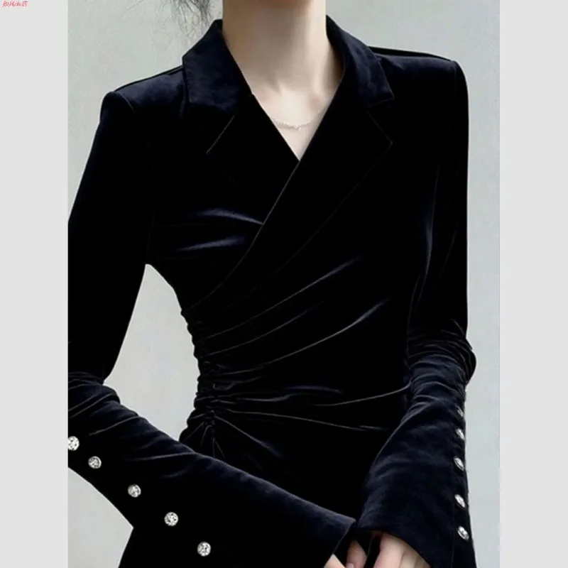 

New Autumn Velvet Top Waist Slimming Temperament V-neck Bottoming Shirt for Women