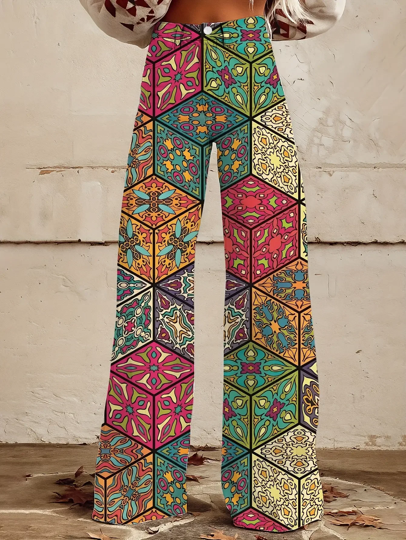  The Charm of Geometric Patterns in African Tribal Art: Printed Loose Horn Imitation Jeans
