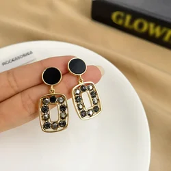 Temperament Statement Rhinestone Geometric Square Clip Earrings No Piercing Vintage Hollow Out Black Clip on Earrings for Women