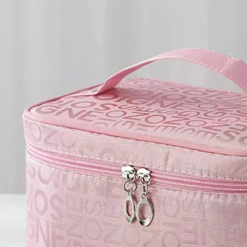 Toiletry storage rack, toiletries makeup bag, women's portable and lovely multifunctional beauty zipper travel letter makeup bag