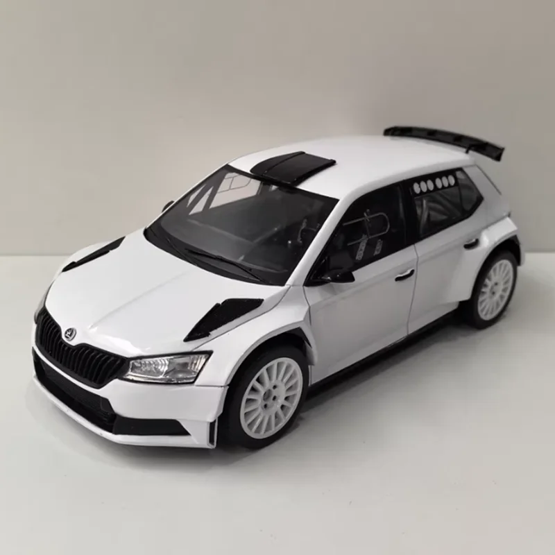 1/18 Scale FABIA RALLY2 EVO Alloy Simulation Car Model Static Collection Decorated Holiday Gifts Toys Souvenir Gift