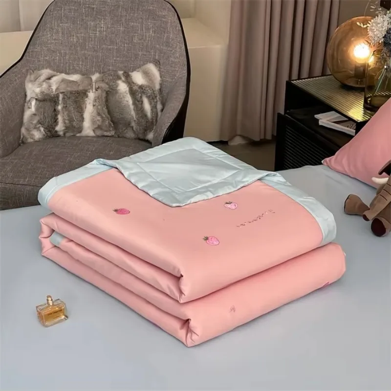 Ice Silk Summer Cool Quilt Air Conditioning Quilt for Children Spring and Autumn Thin Quilt Single Dormitory Core