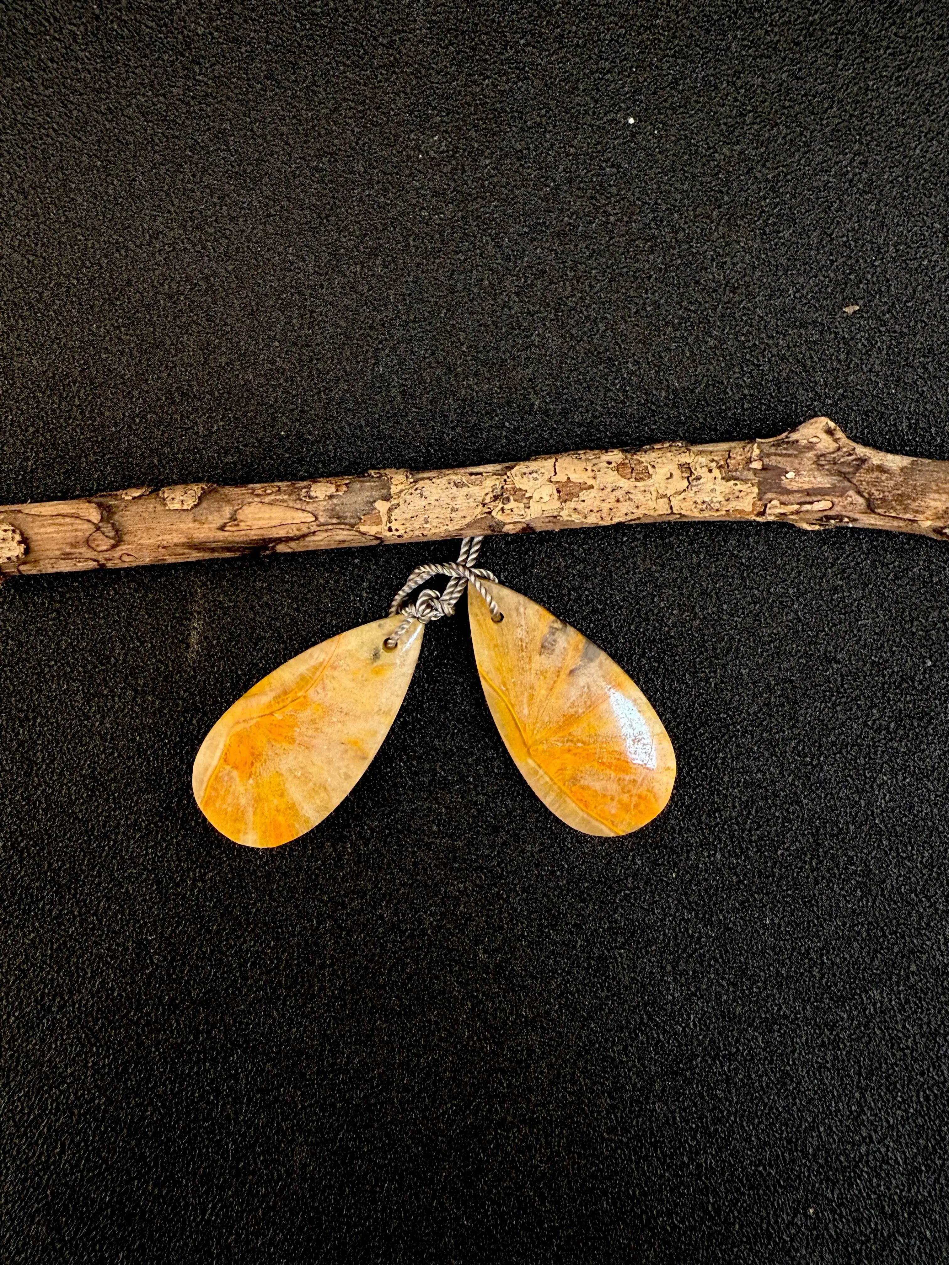 

Natural Stone Bumble Bee Stone Water Drop Earrings - DIY Handmade Jewelry 26×13×2mm, 4.5g