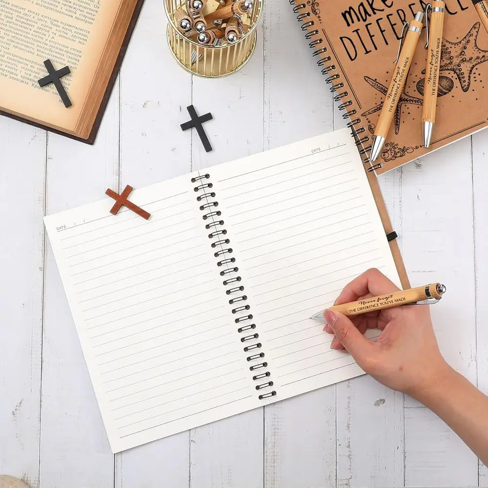 ヒトデをテーマにしたA5スパイラルノートと竹製ペンのセット：スタッフやボランティアへの感動的なクリスマスプレゼント