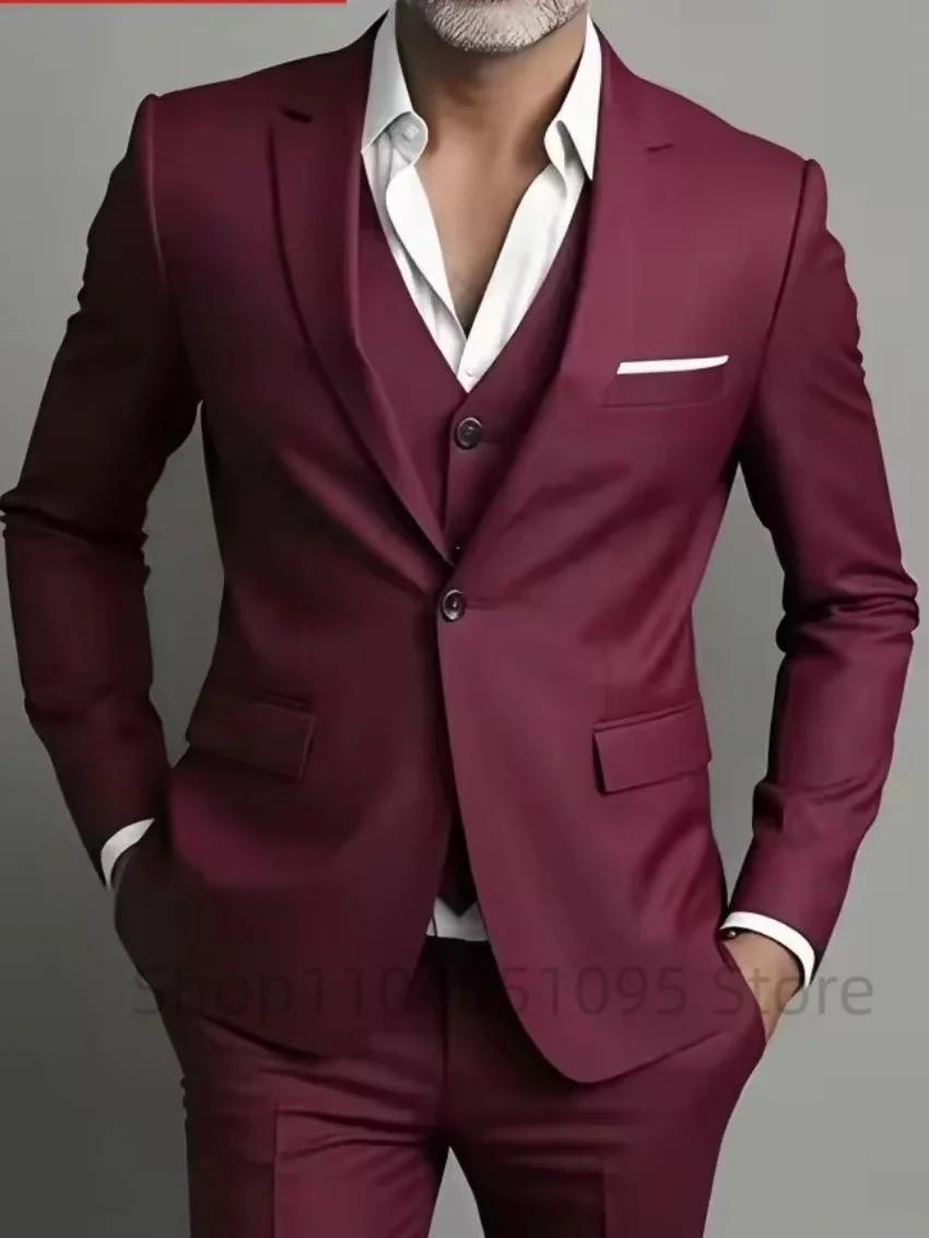 

Мужской смарт-кэжуал костюм-тройка: пиджак с отложным воротником, жилет и брюки. Идеально для свадьбы, жениха, деловых встреч и повседневной носки.