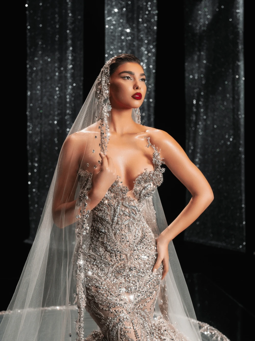 Opulent Beaded Crystals Sequined Wedding Dress Unique 3D Embroidered Mermaid Customized For Curvy Brides Noble Bridal Gown