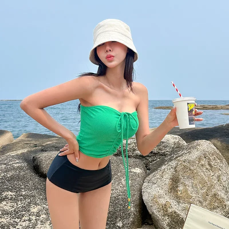 Ein Bikini-Badeanzug mit hoher Taille für Damen, Ins Sle, sexy, kleine Brust, vertuschen, luxuriös, Vaion Hot Spring Soaking e Sepa...