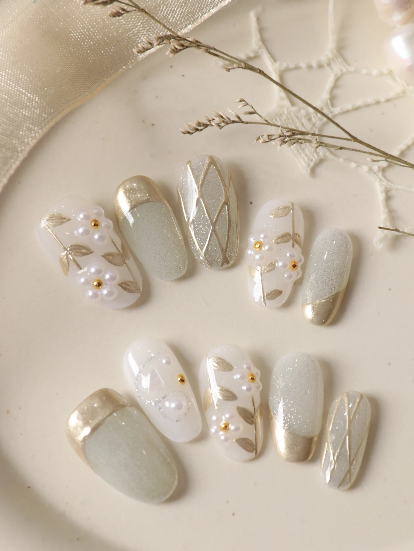 10Pcs Press on Nails Short Green Cat's Eye Pearl Flower Press on Fake Nails Includes 1 Sheet of Adhesive Tabs & 1 Pc Mini File