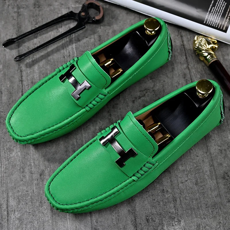 

2025 new plus size men's shoes, bean shoes, men's leather small leather shoes, driving shoes