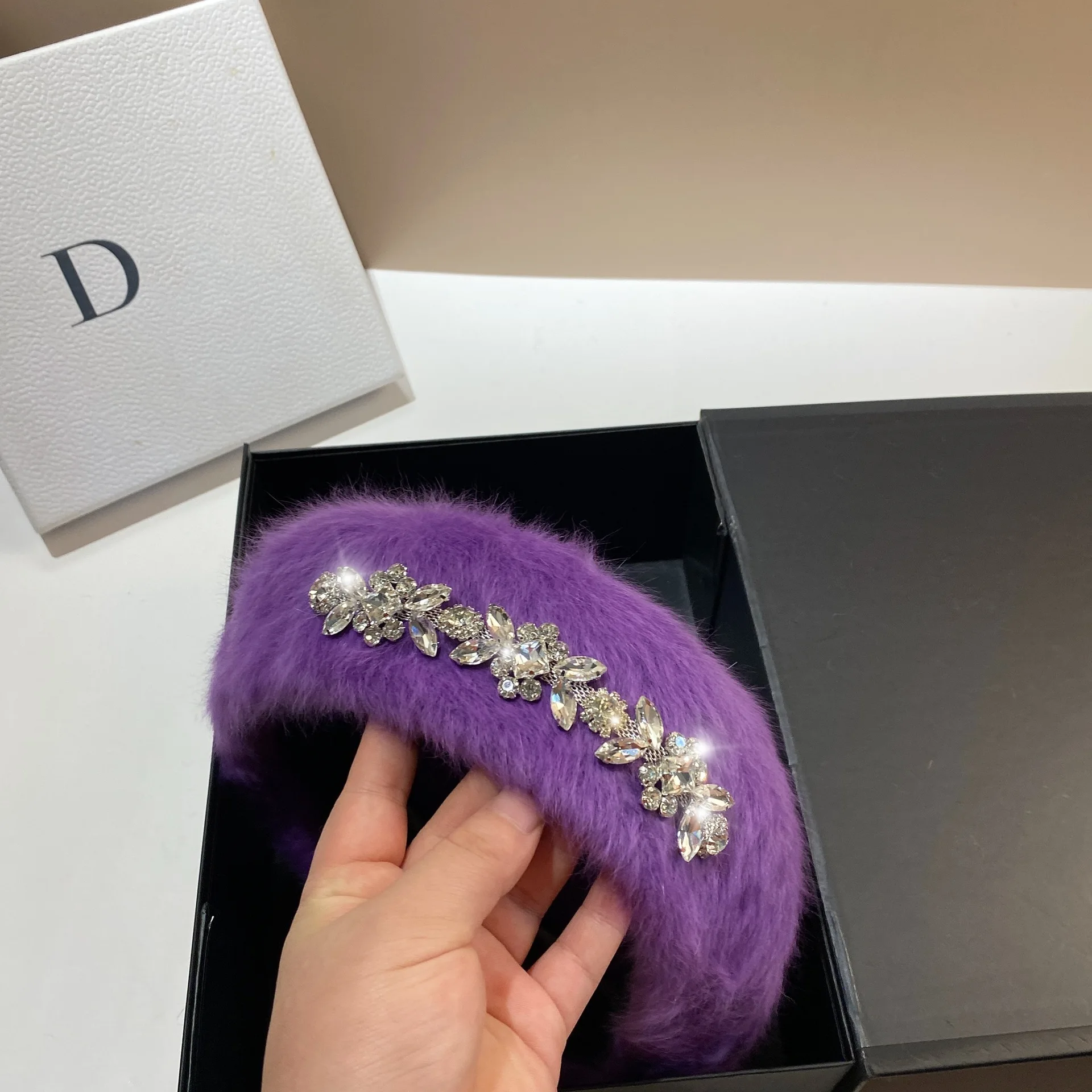 French luxury small number of rhinestones rabbit hair beret fashion Korean version westernized octagonal hatpainter's hat female