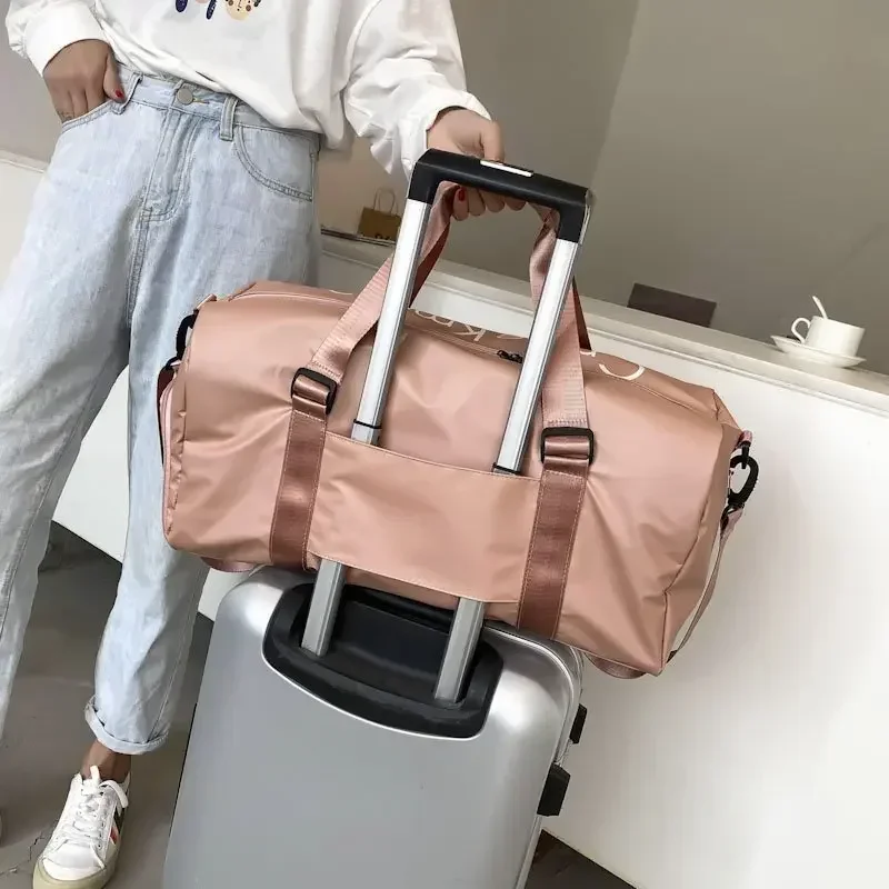 Bolso de viaje grande multifuncional para hombre y mujer, bolsa de hombro de nailon, impermeable, con bolsillos húmedos y secos, para gimnasio, novedad