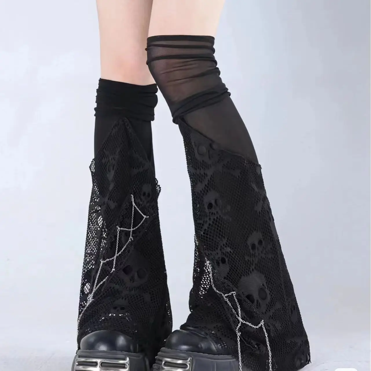 Women Y2K Gothic Punk Leg Warmers Black Skull Mesh Flared Metal Chain Boot Covers Harajuku Streetwear Boot Cuffs Accessories
