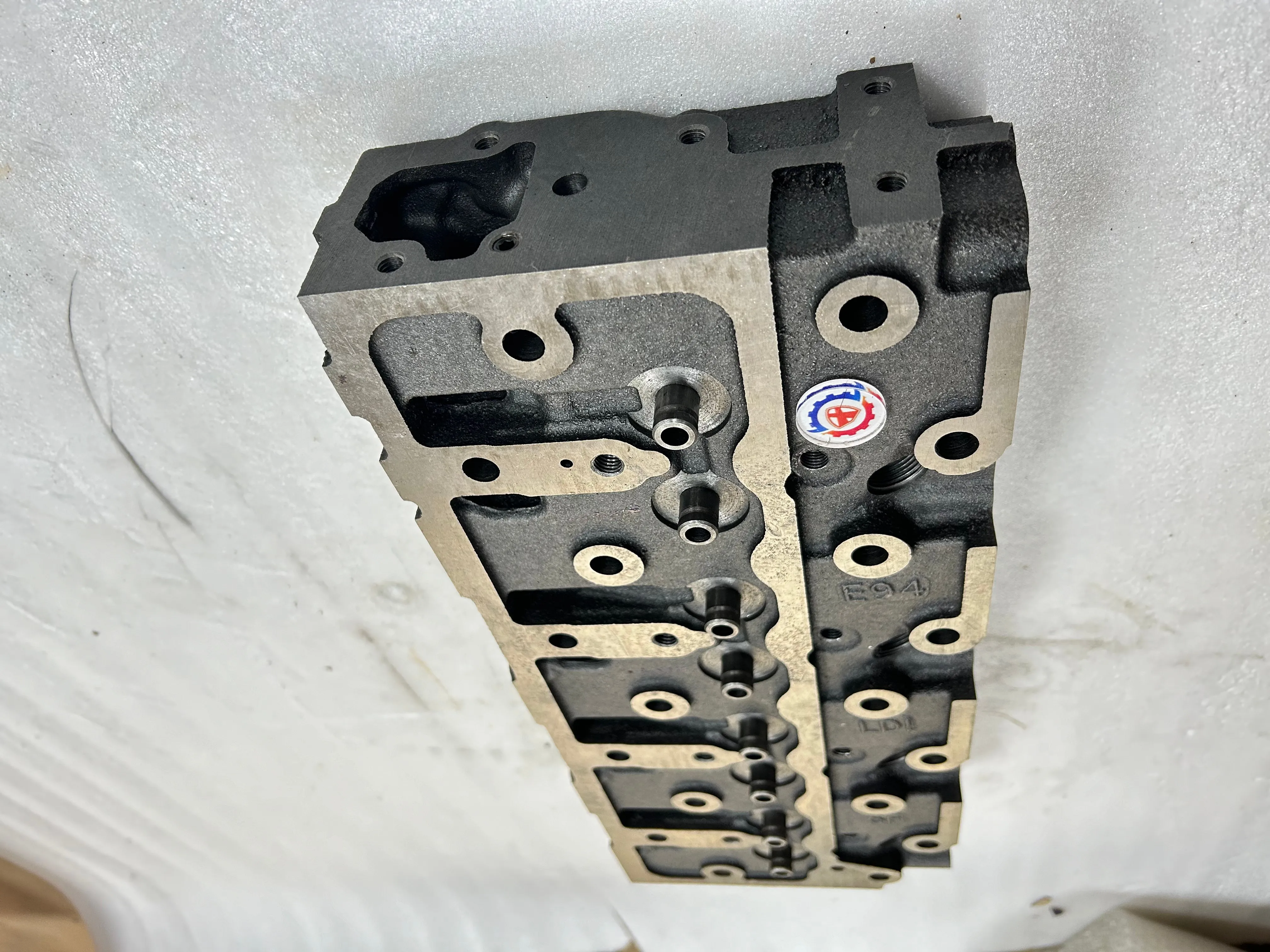 

【2026】4D94E 4TNE94 4D98E 4TNE98 Cylinder Head Assy for Excavator