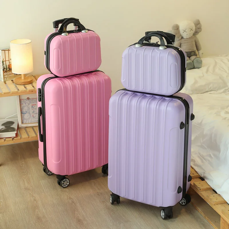 durable-lage-suitcase-travel-bag-for-men-and-women-faionable-trendy-polyester-zipper-closure-universal-wheels