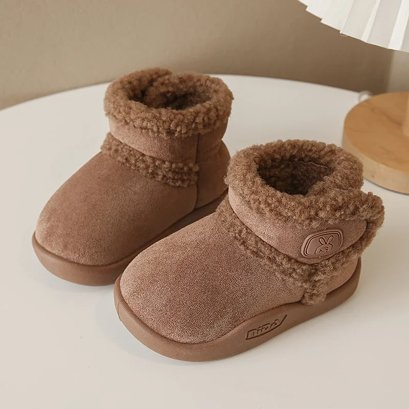 

2025 новые модные детские хлопковые сапоги для девочек, зимняя теплая повседневная обувь в корейском стиле с мягкой подошвой, нескользящая, сохраняющая тепло