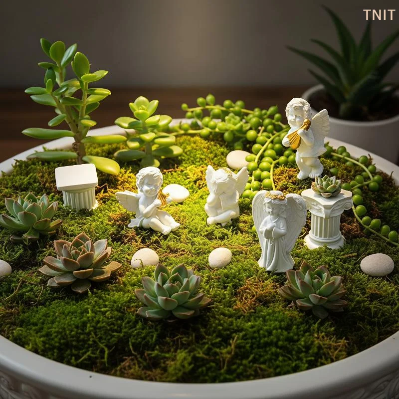 [J] Mini Resin Angel Figurine With Adorable Golden Details And Roman Pillars Perfect For Garden Patio Desktop Home Decor