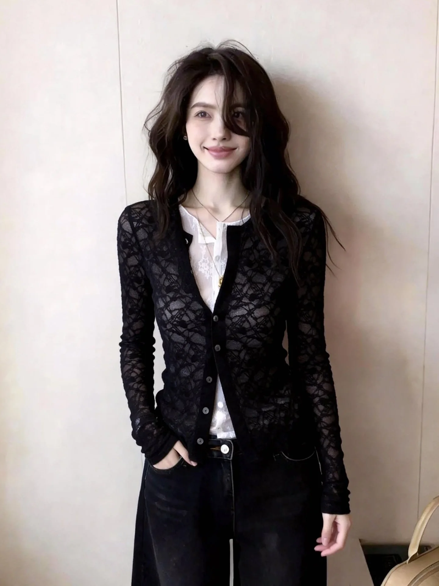 Slimming Effect Lace Long Sleeve Base Shirt Women's Fashionable Elegant High-End Feel Single Button Closure Body Shape Highli...