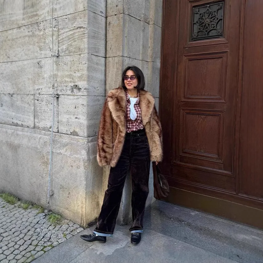 Mantel Bulu Imitasi Wanita Hangat Kerah Lebar Lengan Panjang Jaket Kasual Cardigan Longgar Pakaian Luar Elegan Berbulu Musim Dingin Streetwear