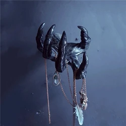 Witch Hand Statue Ornaments Aesthetic Art Wall Hanging Resin Retro Wall Sculpture Garden Outdoor Ornament Decoration Home Decor