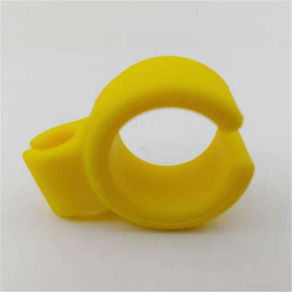 Creative Finger Protector Silicone Cigarette Holder Ring for Regular Smoking Accessories