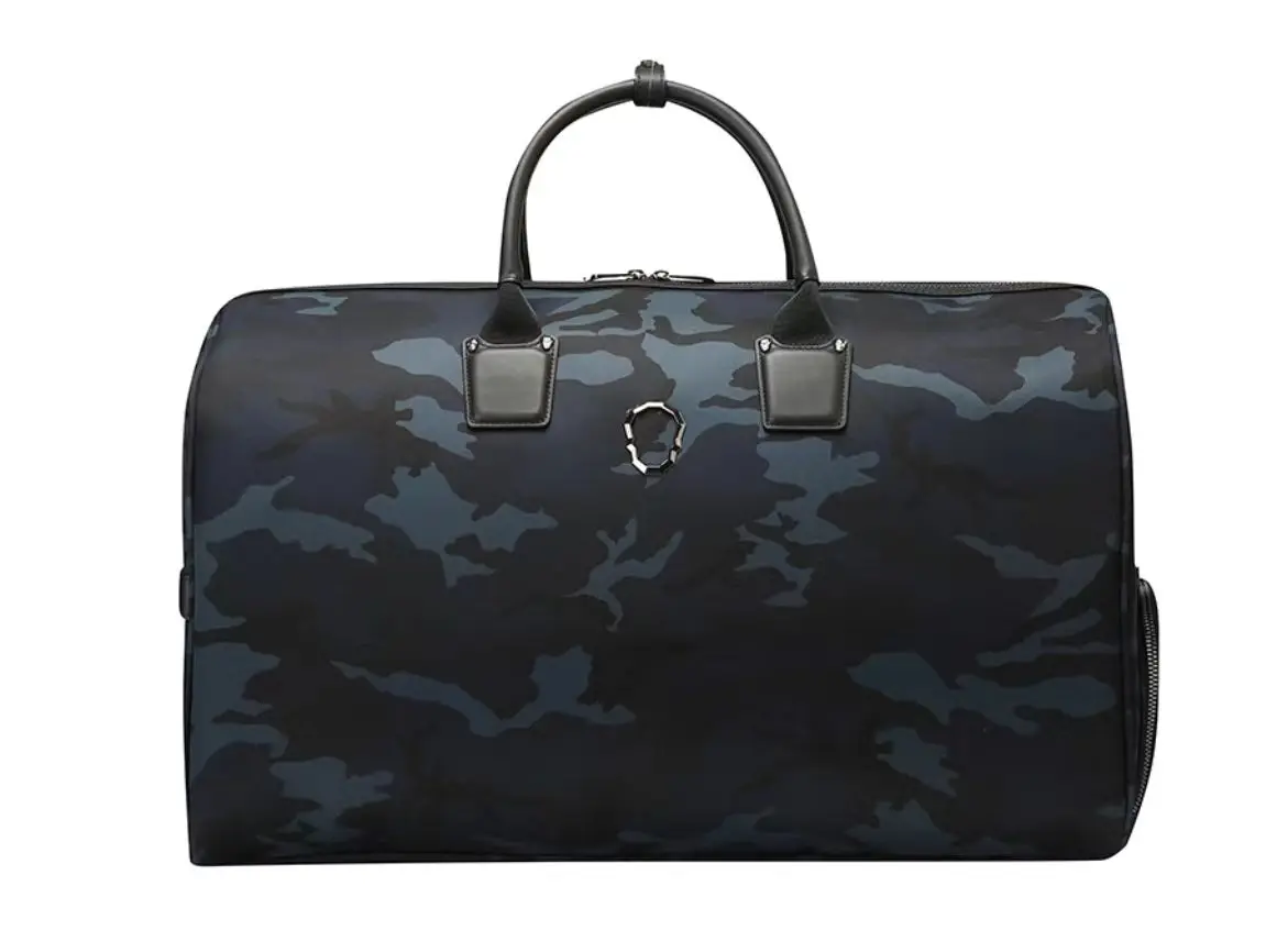 

2024 New Golf Boston Clothing Bag Fashion Trend Men's and Women's Universal Ball Bag Skull Camouflage portable travel bag