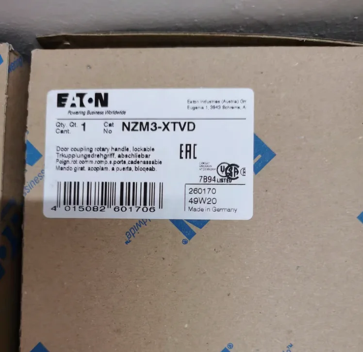 New NZM3-XTVD door linkage handle EATON