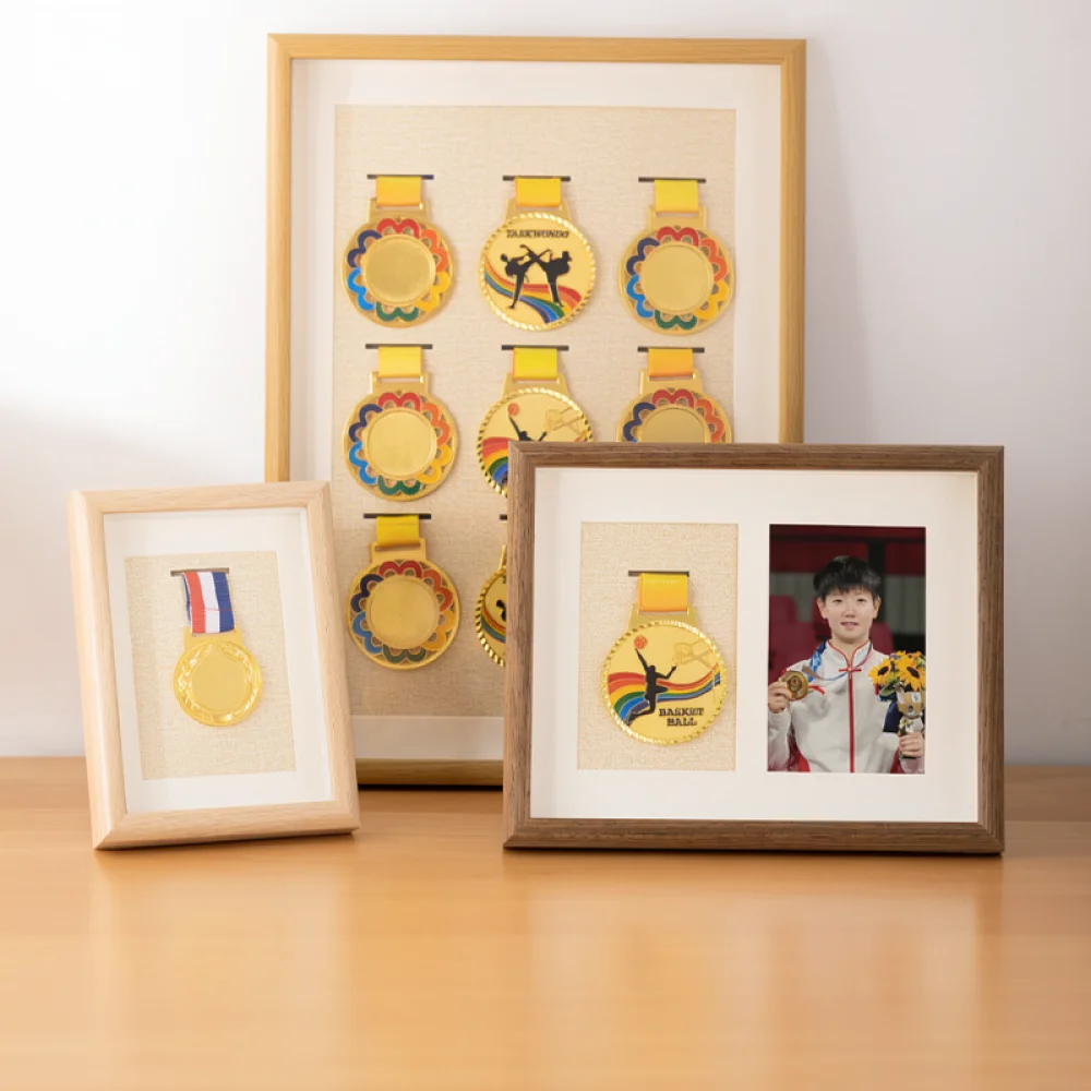 Wooden Medal Award Display Frame Box For Sports Competition Marathon Ribbon Hanging Organizer Showcase Wall Decor Case