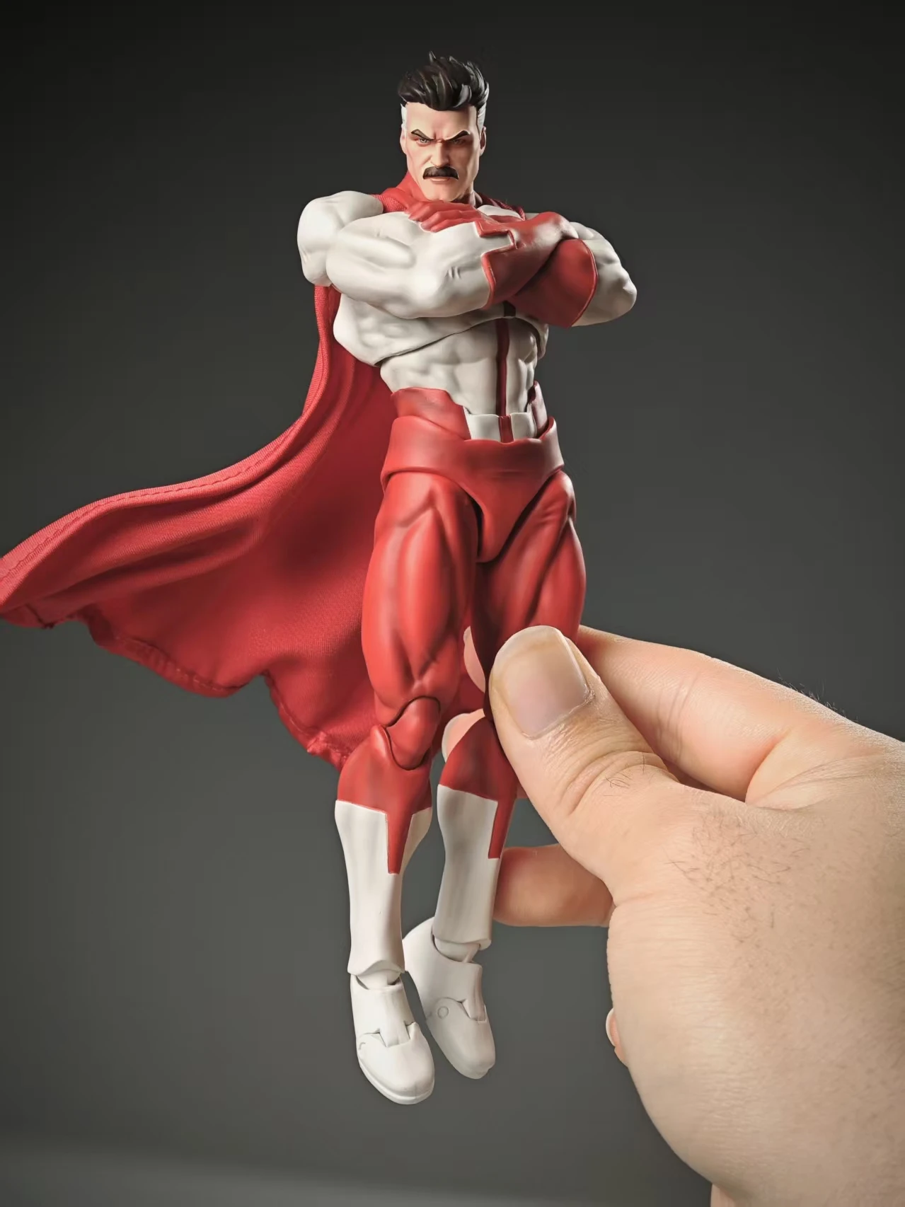 Figura de acción Invincible Omni-Man Mark Grayson – Coleccionable Anime - imagen 5