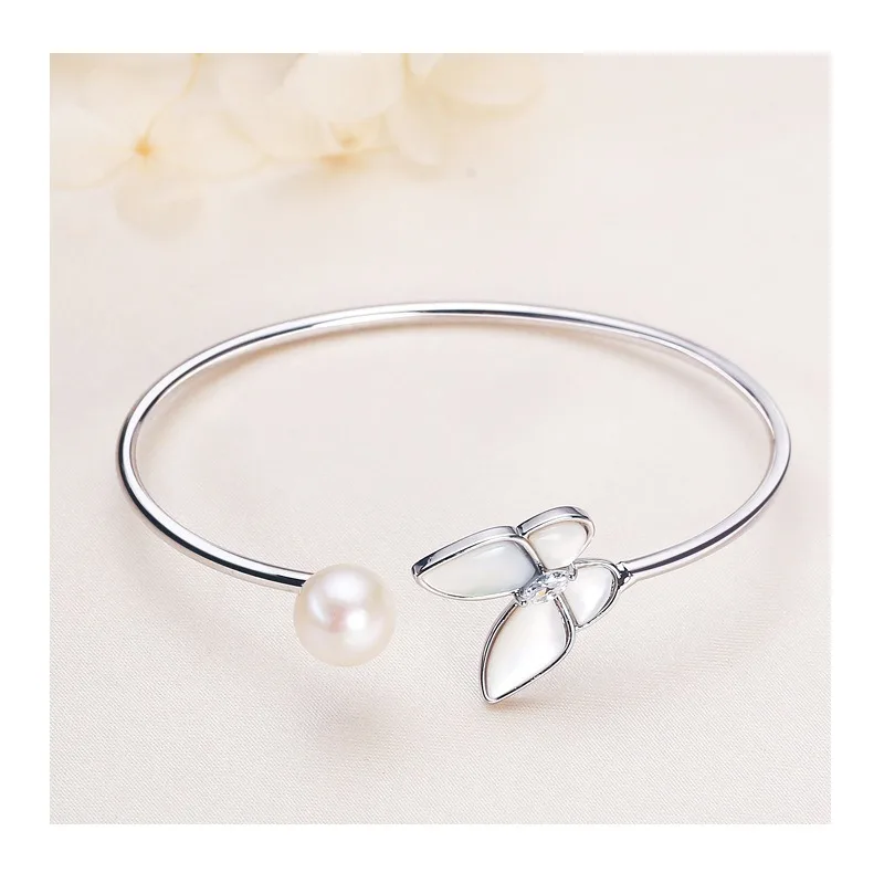 

Shell Butterfly Bracelet Women's Spring and Summer Niche Design Sense Light Luxury Bracelet Leap Honey Student Simple Freshwater