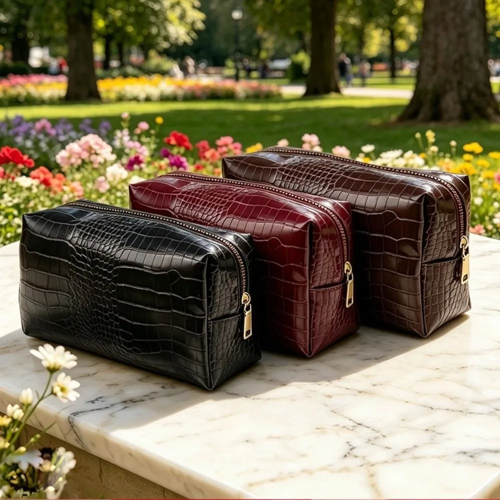 PU Leather Makeup Bag Crocodile Embossed Pattern Waterproof Cosmetic Pouch Zipper Closure Large Capacity Storage Pouch