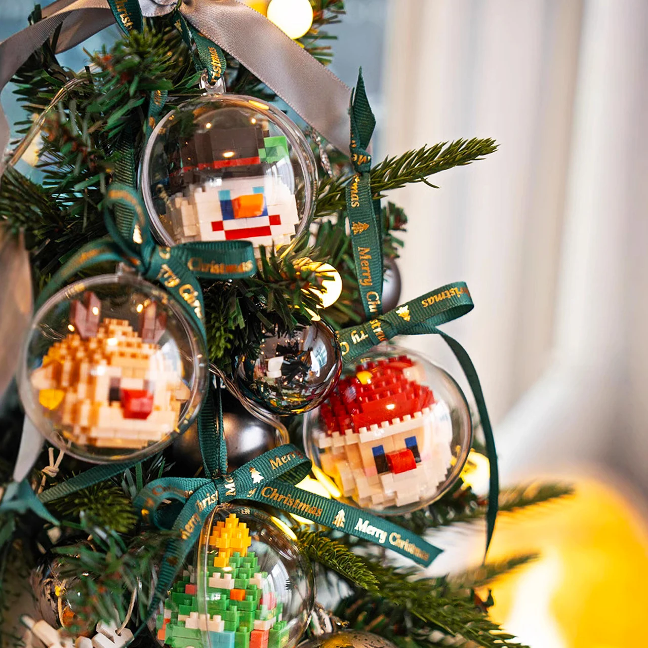 Decorazioni per l'albero di Natale Blocchi di costruzione di Babbo Natale Regalo di Natale Pendenti decorativi con palline Giocattoli Alce Pupazzo di neve Mini set fai da te per regalo per bambini