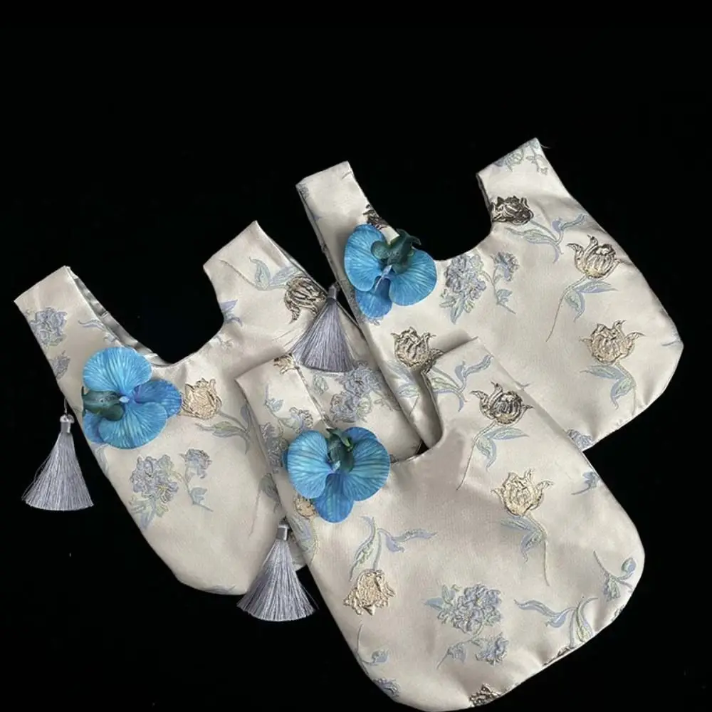 Small Item Pouch Tassel Knot Wrist Bag Storage Bags Cosmetic Bag New Chinese Style Handbag Lunch Bag Flower Pendant