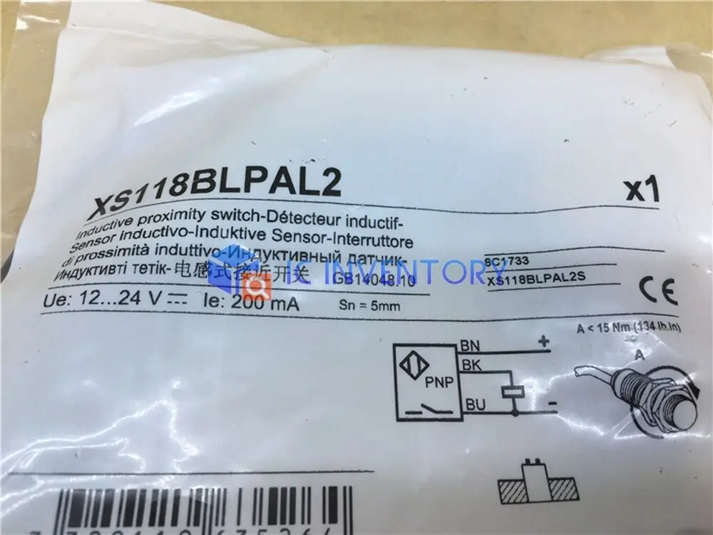 

1PCS New XS118BLPAL2 IN BOX Telemecanique Proximity Switch free ship