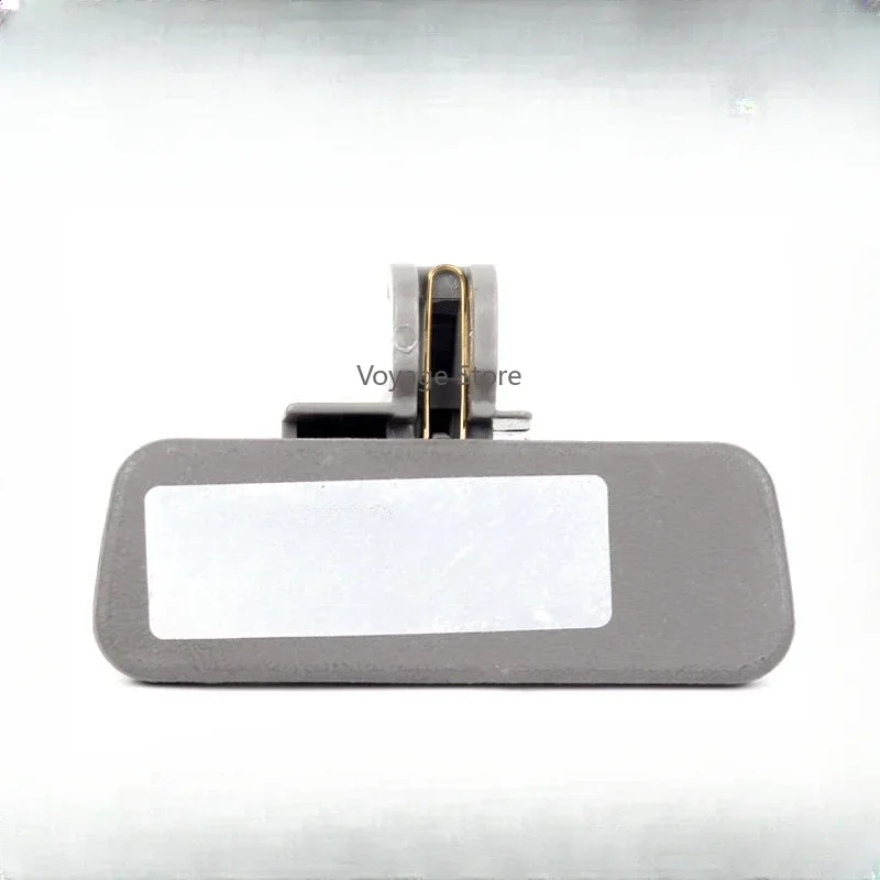 

Suitable for Shanxi Dayun Accessories Dayun Heavy Truck Cab Glove Box Buckle Cabinet Door Handle Storage Box Switch