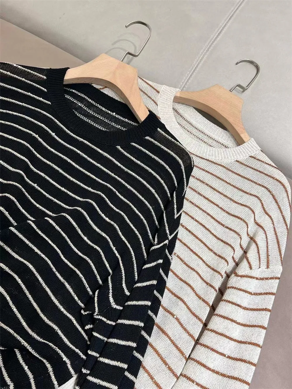 2024 Spring Women's Knitted Pullover Sweater Striped Casual Long-Sleeved Top New  BC