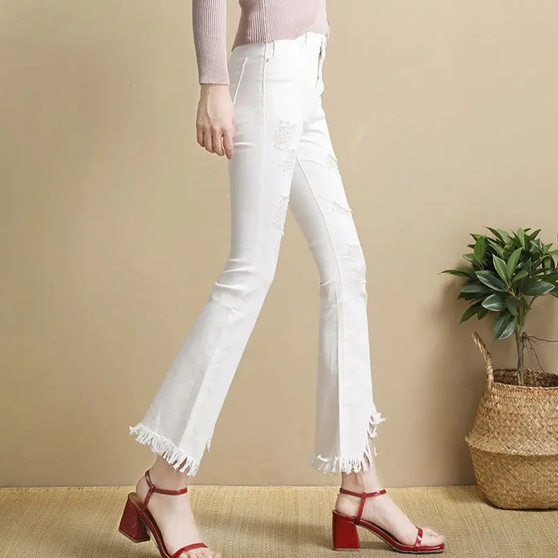 Jean neuf collants d'été pour femmes, trou fin, Micro évasé, Version coréenne, pompon, pantalon évasé blanc, amincissant, élastique, TT1086