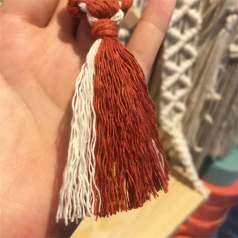 Hand-woven Rustic Small Flower Tassel Keychain Creative Handmade Bag Car Wallet Pendant