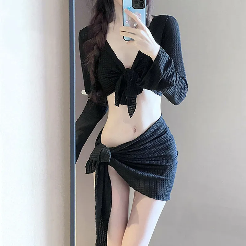 2025 New Sexy Bikini Set with Cover-up 4pcs/set Popular Split Swimsuit Women Fresh Pure Color Low Waist Hot Spring Beach Dress