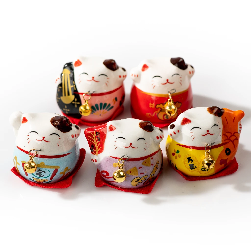 Cartoon Lucky Cat Ceramic Ornament Small Bell Gift Crafts Desktop Ornament Wholesale XN626