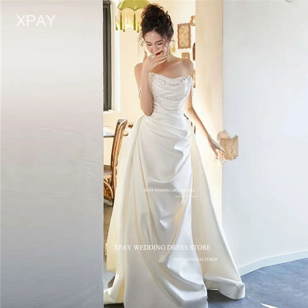 

XPAY Strapless Mermaid Korea Wedding Dresses Satin Pleats Off Shoulder Beads Back Bridal Dress Sleeveless Photography Party Gown