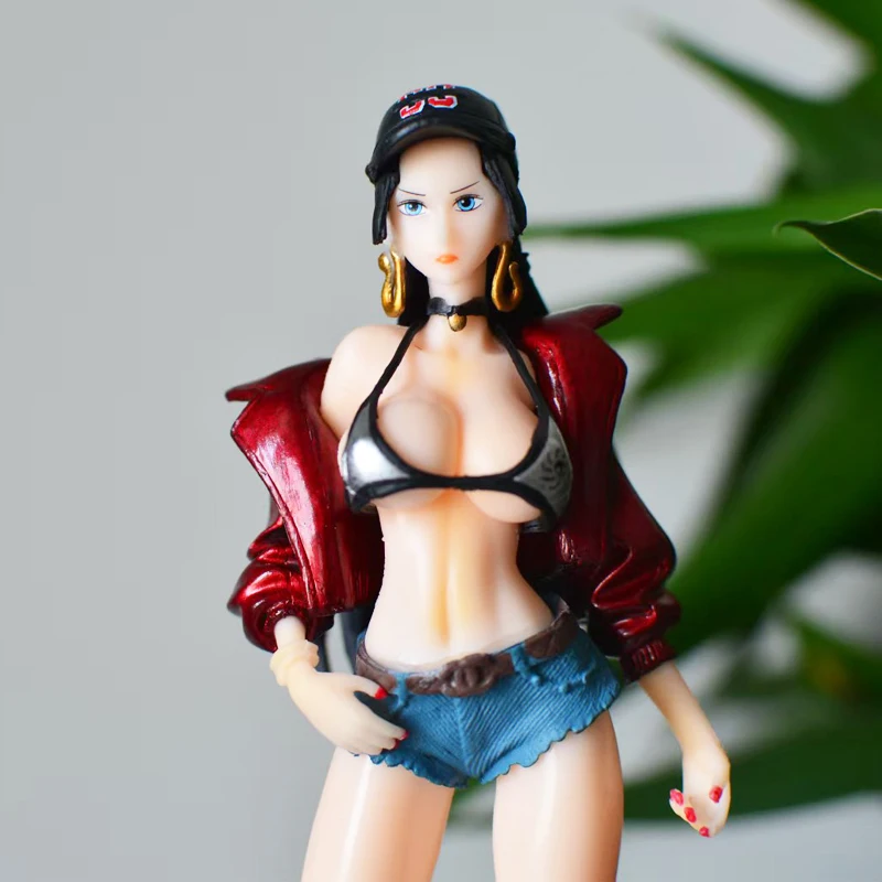 

One Piece Boa·Hancock Anime Figurine 18cm Collectible Doll Home Decor Suitable for Display And Fans of Anime
