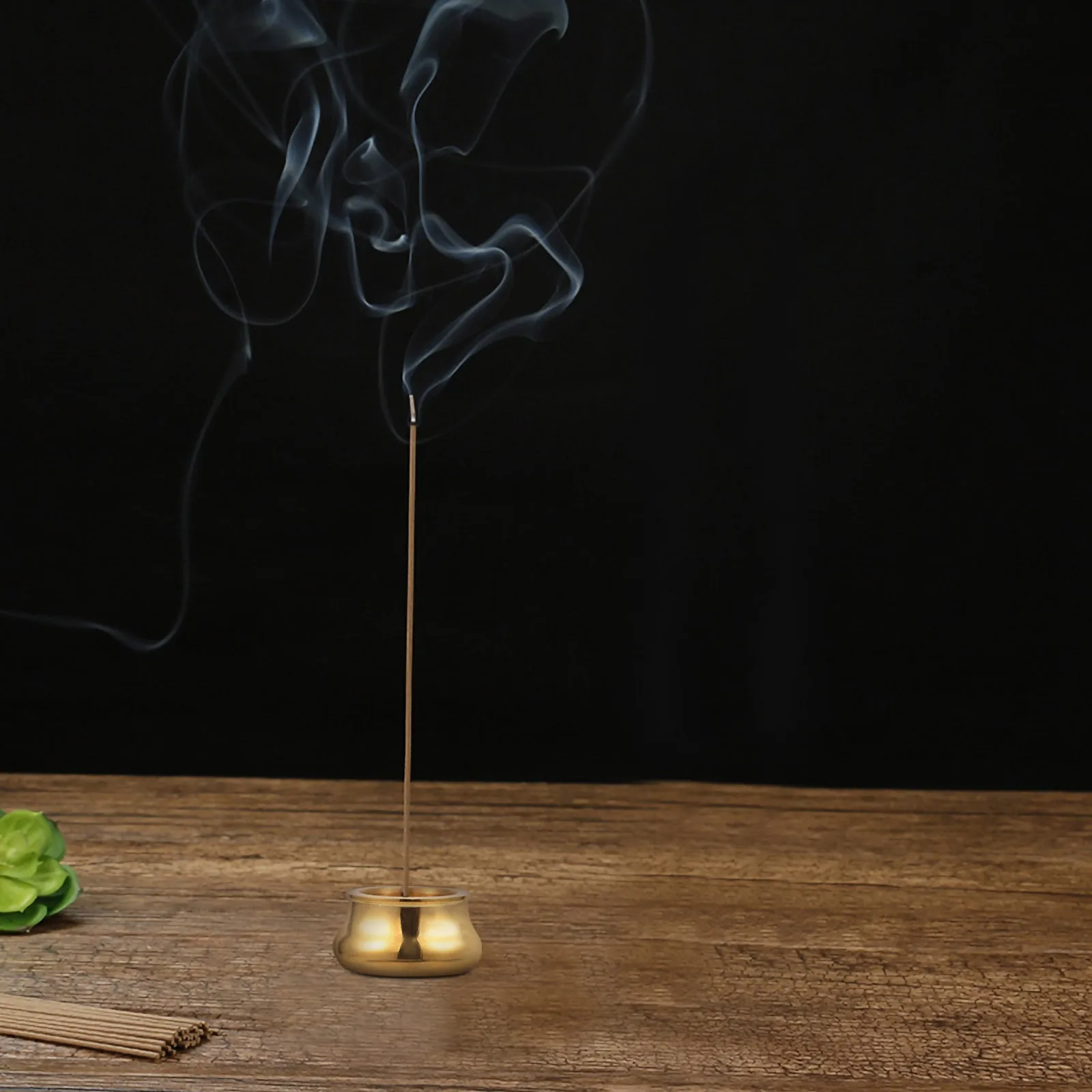 

Copper Incense Holder Sturdy Material Simple Design Good Craftsmanship Perfect for Indoor Decoration Exquisite Details High